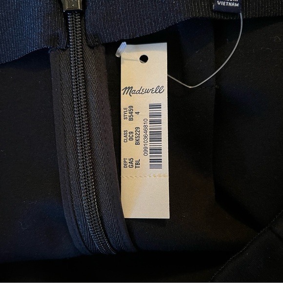 Madewell Black Pleated Fit and Flare Mini Skirt 4 - Picture 4 of 6